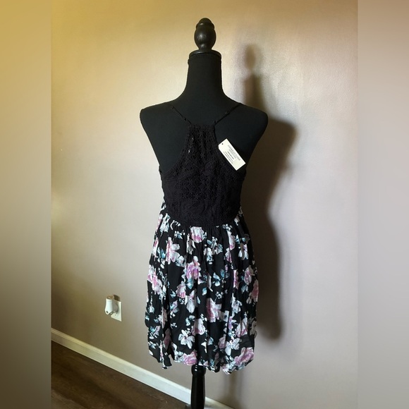 AMERICAN EAGLE AEO Black Floral Lace Dress NWT dead-stock sundress summer sz 6 - Picture 13 of 15
